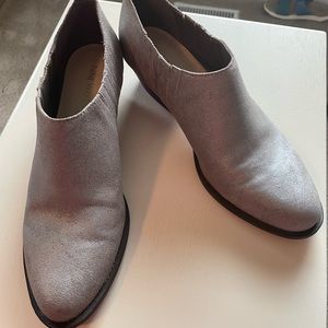 Nine West booties - like new!